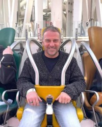 皇冠体育官方入口-放松一下，弗里克到巴塞罗那蒂比达博游乐场玩跳楼机